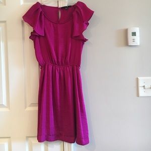 Pink polyester cocktail dress with ruffled sleeves